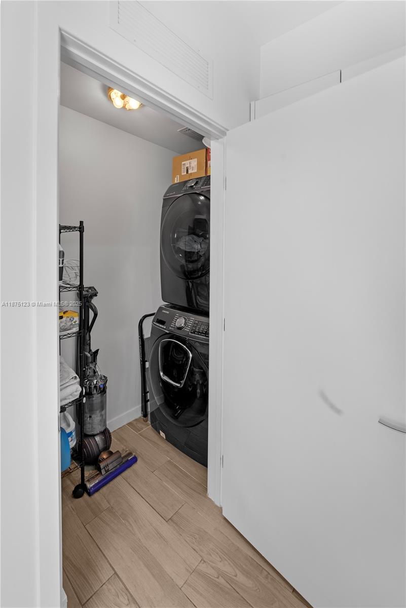 NINE AT MARY BRICKELL VIL - Residential Lease