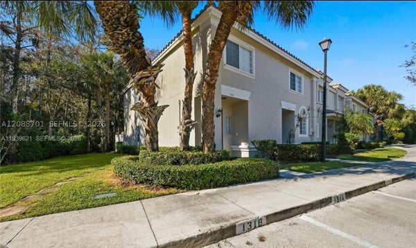 5703 NW 48TH AVE # 48, COCONUT CREEK, FL 33073 - Image 298954a7ec24cb0fdbcd1926eb8e2cbd/1404953962