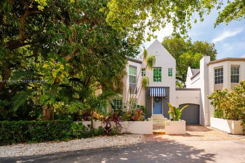 2952 Peachy St 8 Coconut Grove FL 33133