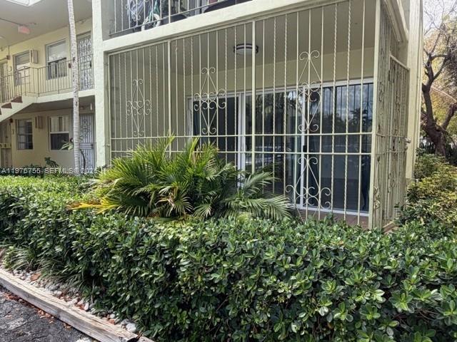 POINT BAY NORTH CONDO - Residential Lease