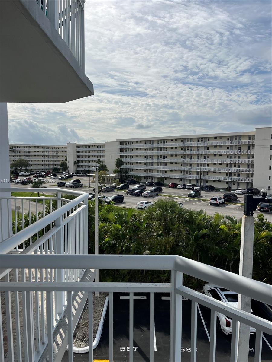 DEL PRADO MARINA - Residential