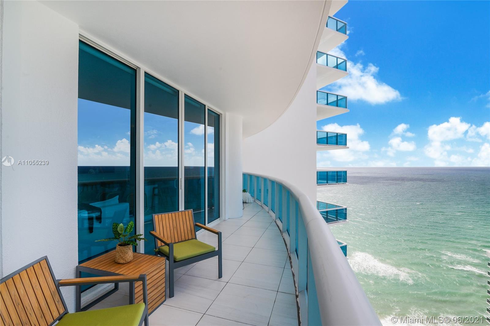 2711 HOLLYWOOD BEACH COND - Residential Lease