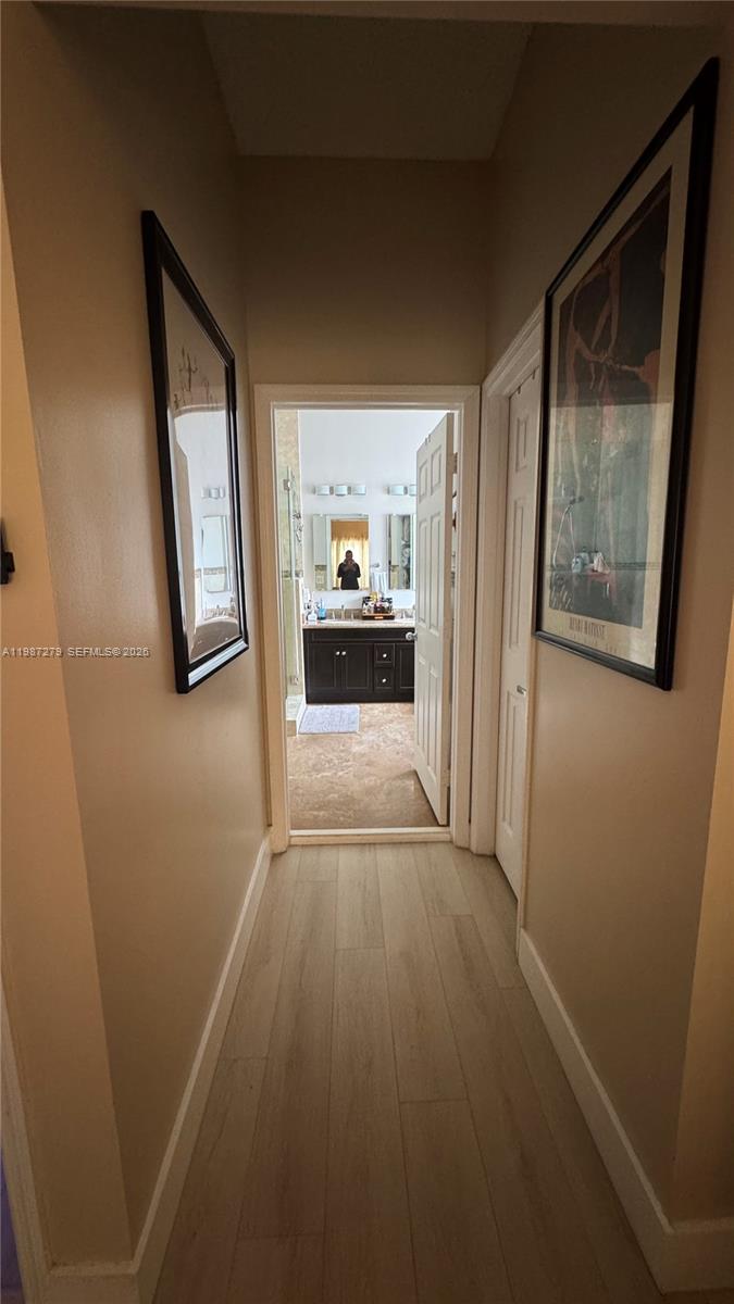 REPLAT OF COUNTRY LAKES - Residential