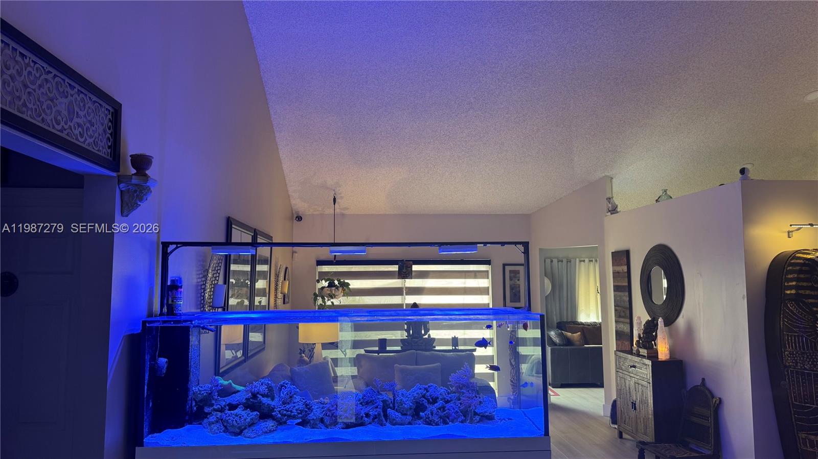 REPLAT OF COUNTRY LAKES - Residential