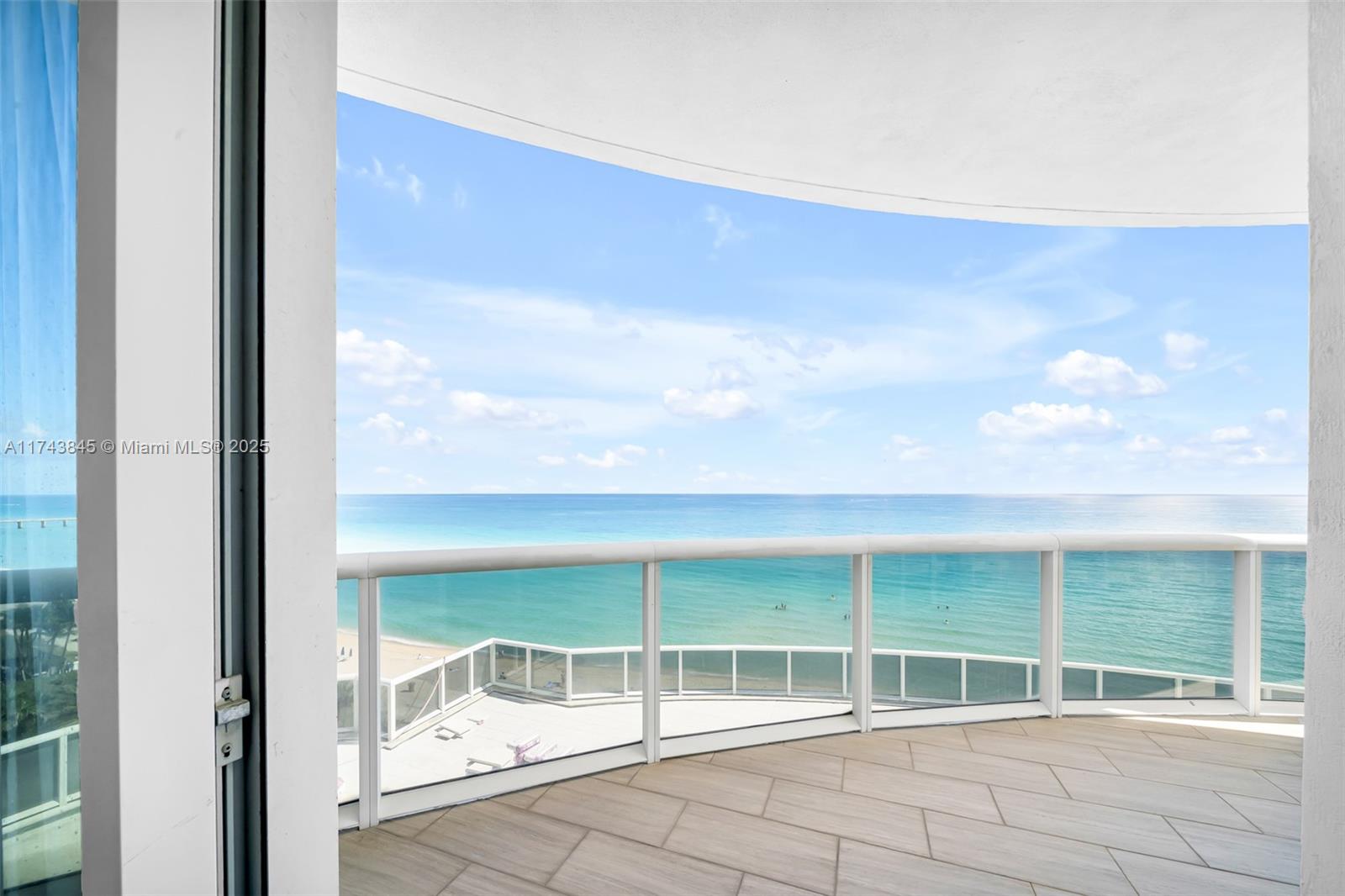 TDR TOWER I CONDO - Residential