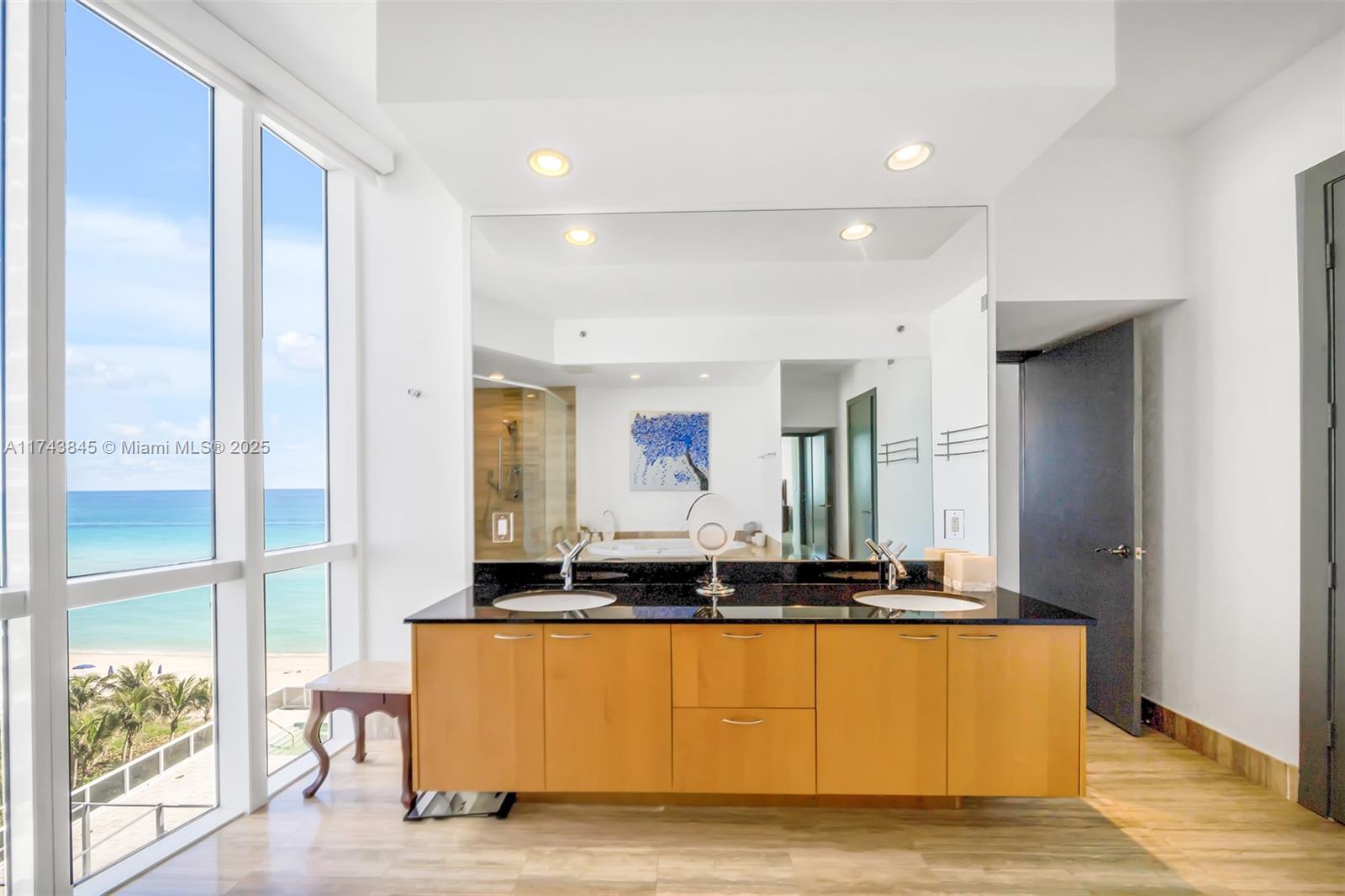 TDR TOWER I CONDO - Residential