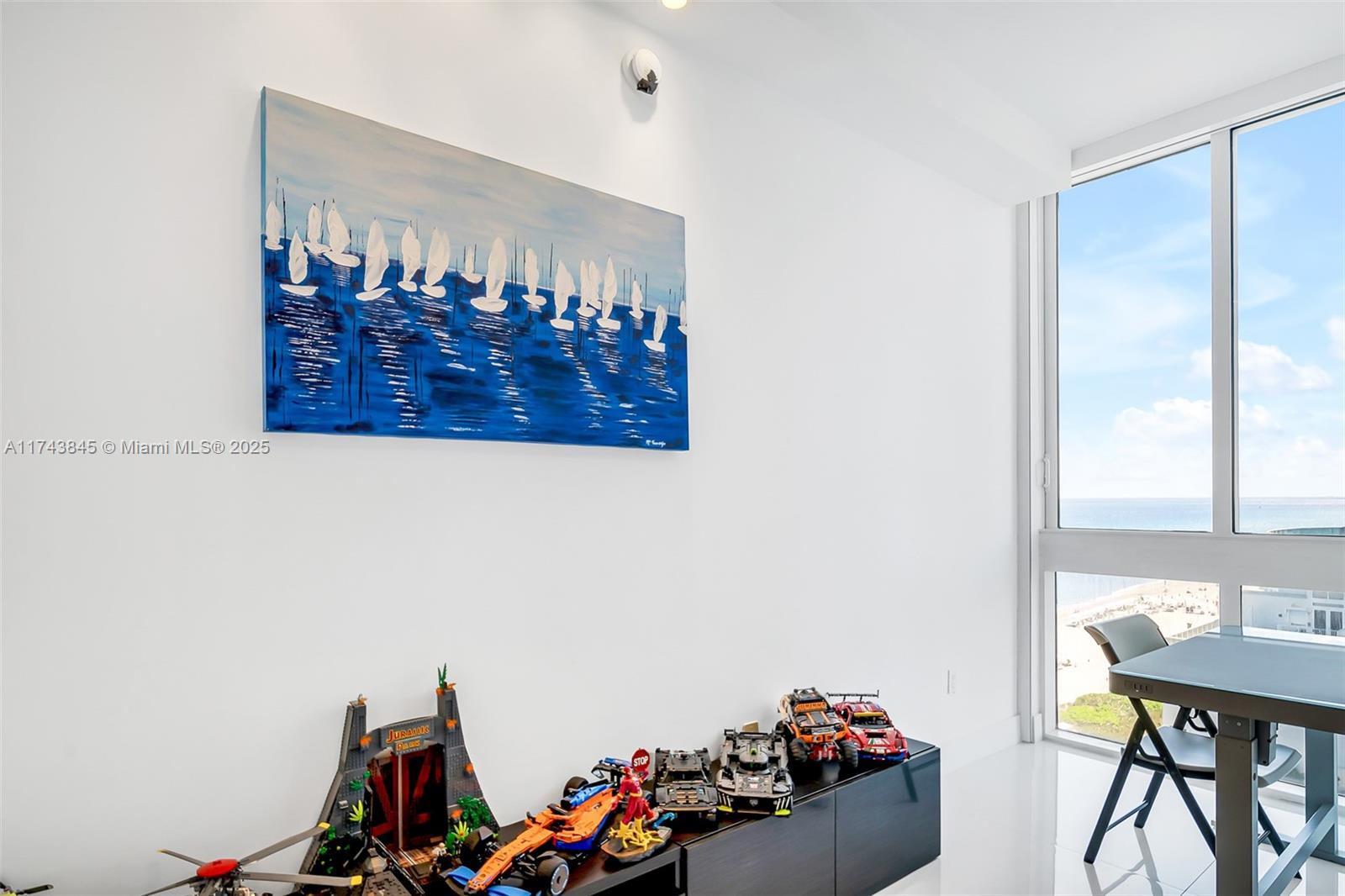 TDR TOWER I CONDO - Residential