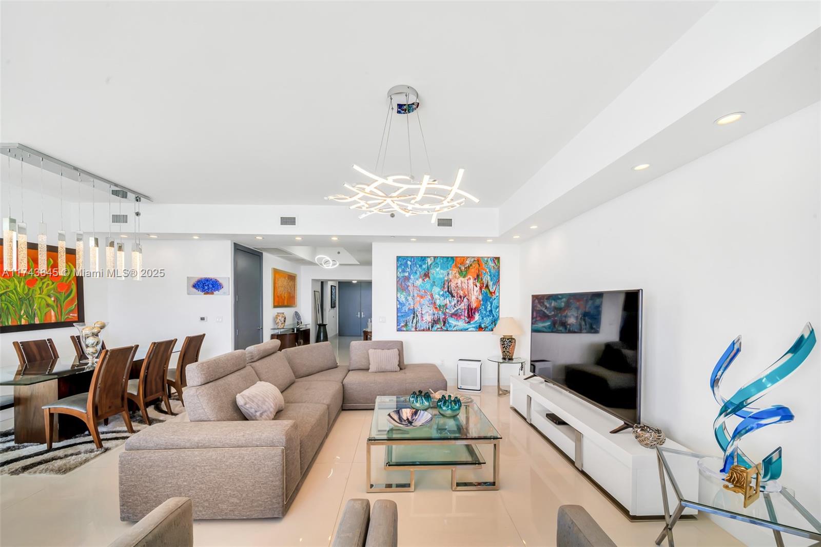 TDR TOWER I CONDO - Residential