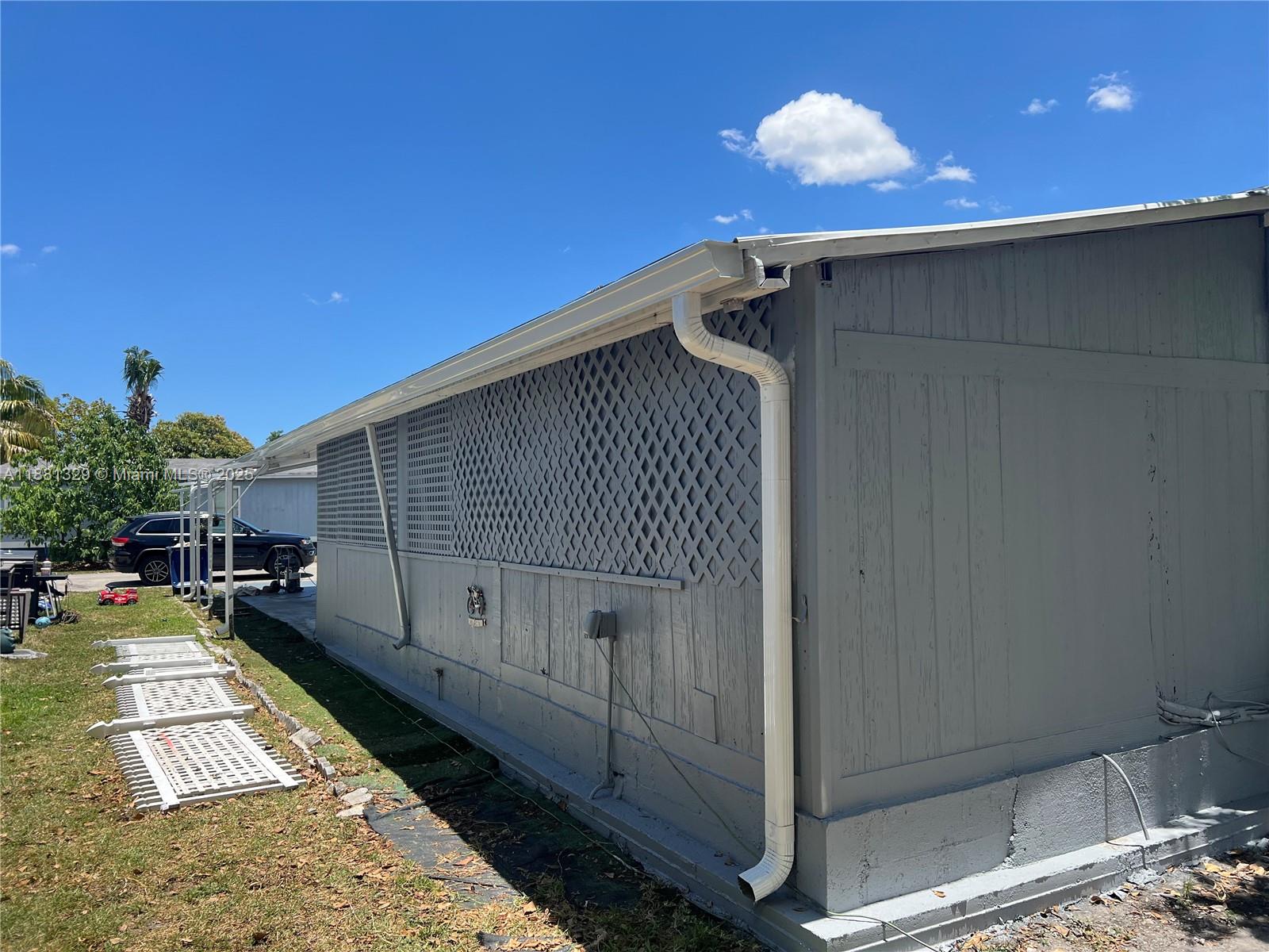 EVERGLADES SUGAR & LAND C - Residential