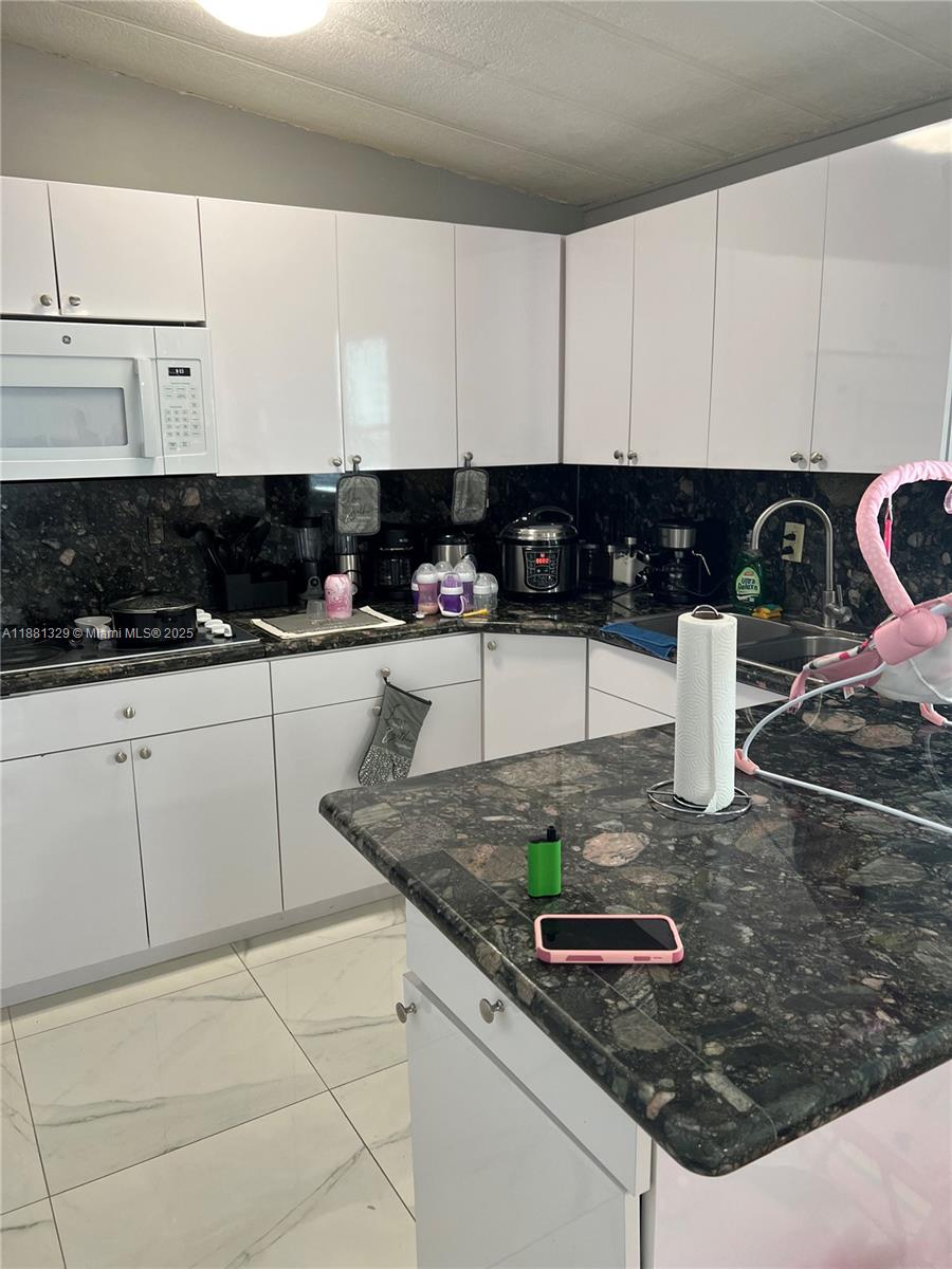 EVERGLADES SUGAR & LAND C - Residential