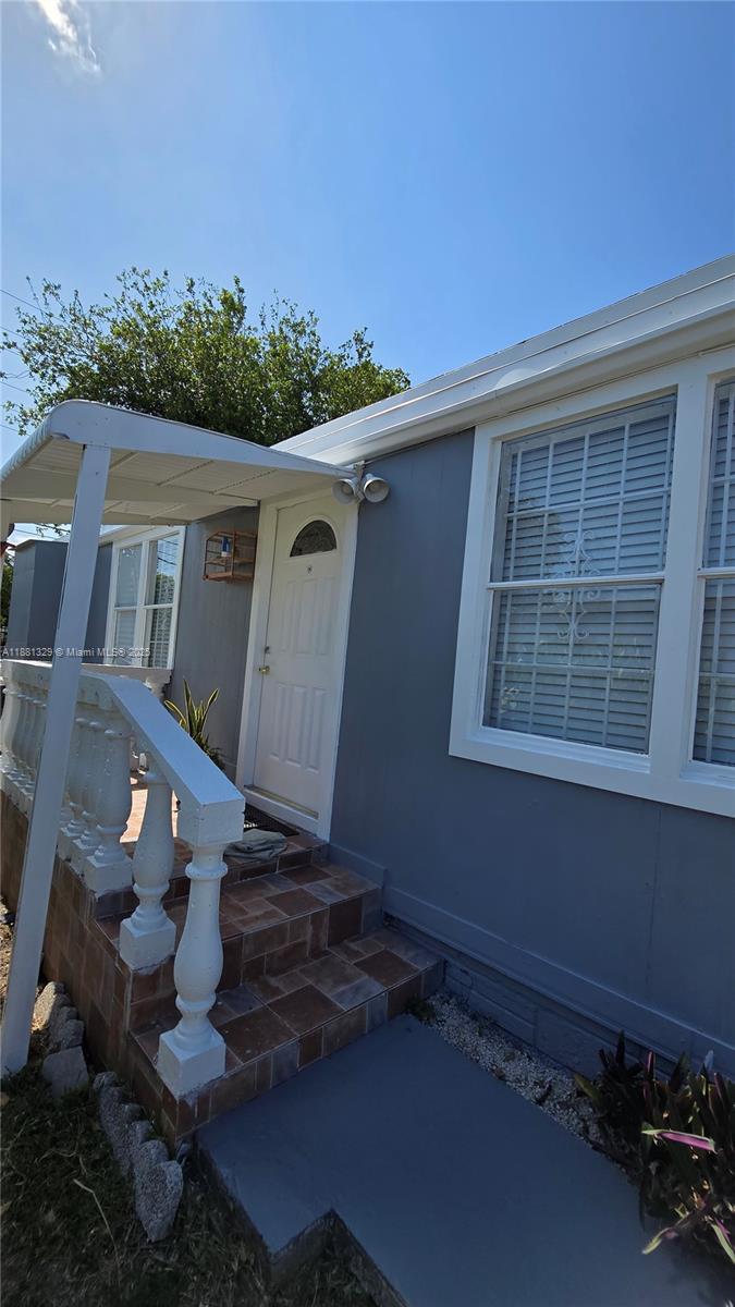 EVERGLADES SUGAR & LAND C - Residential