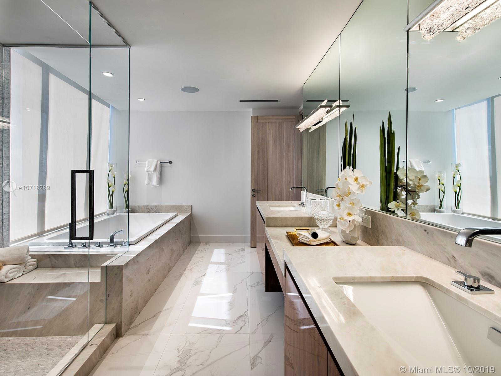 St Regis Bal Harbour - Residential