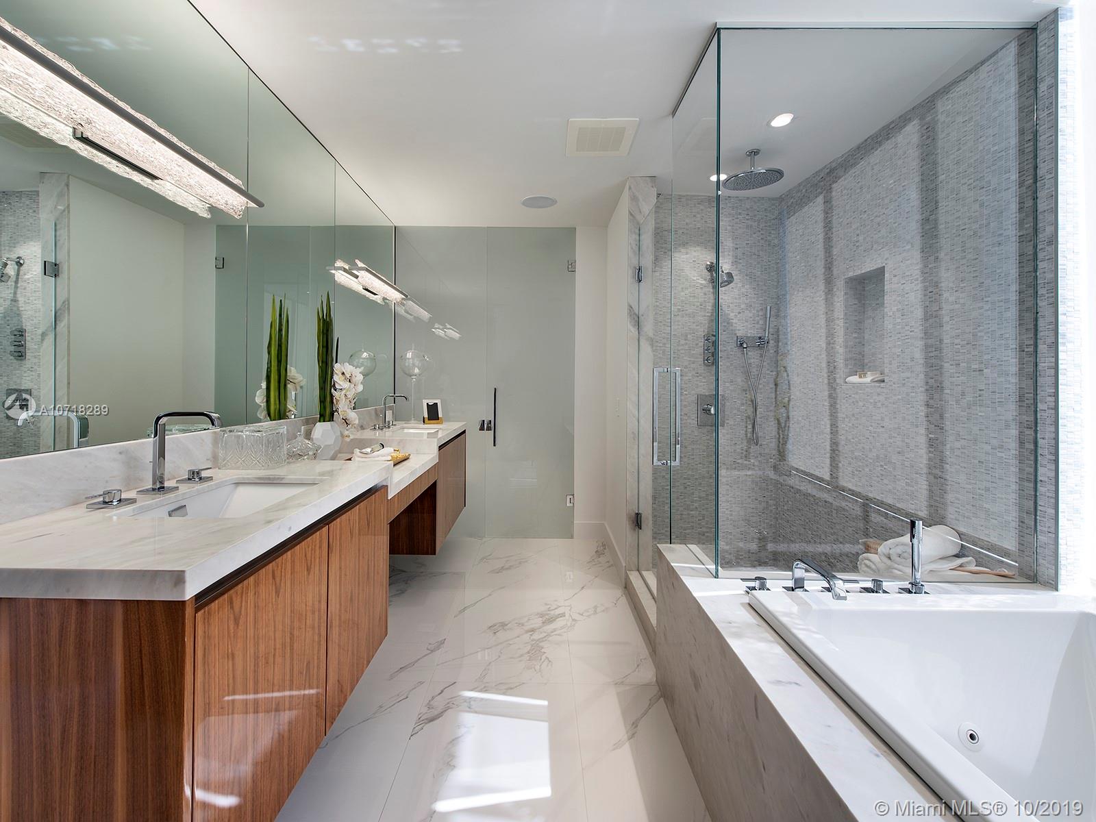 St Regis Bal Harbour - Residential