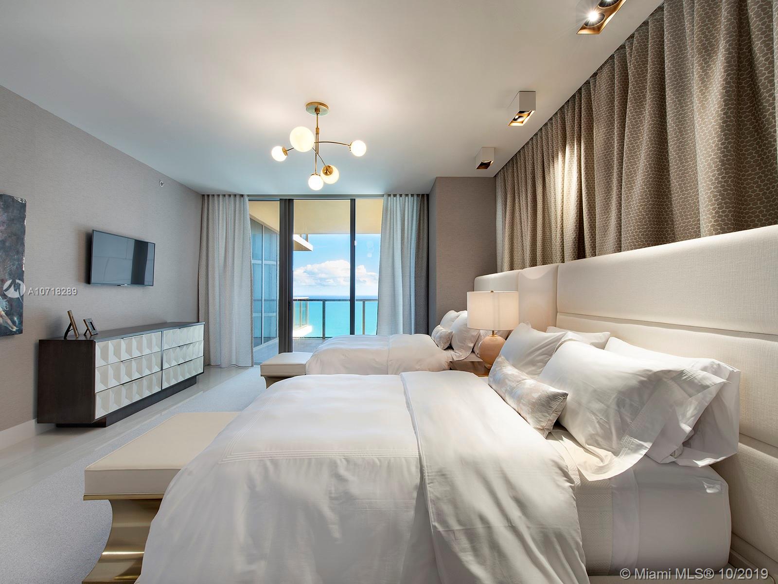 St Regis Bal Harbour - Residential