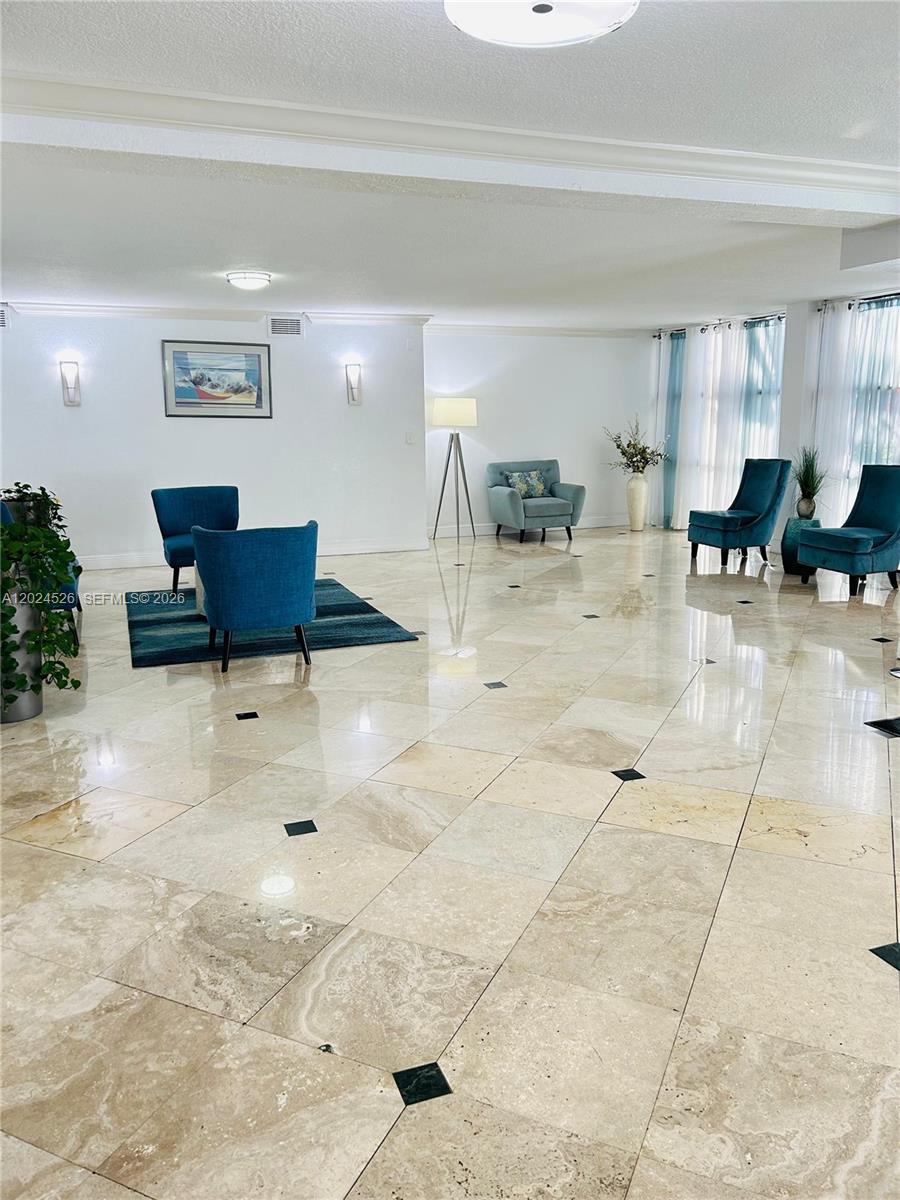 OCEANVIEW PARK CONDO - Residential Lease
