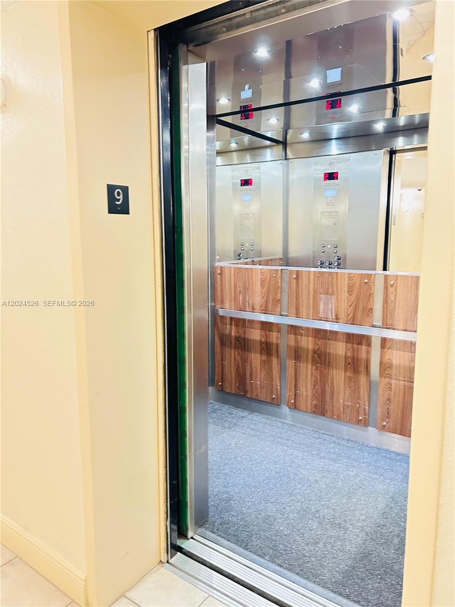 OCEANVIEW PARK CONDO - Residential Lease