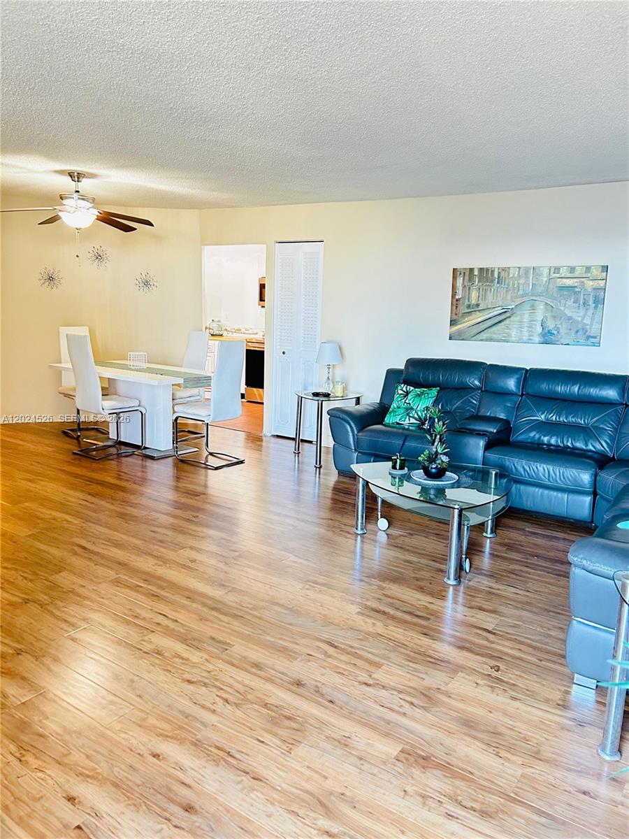 OCEANVIEW PARK CONDO - Residential Lease
