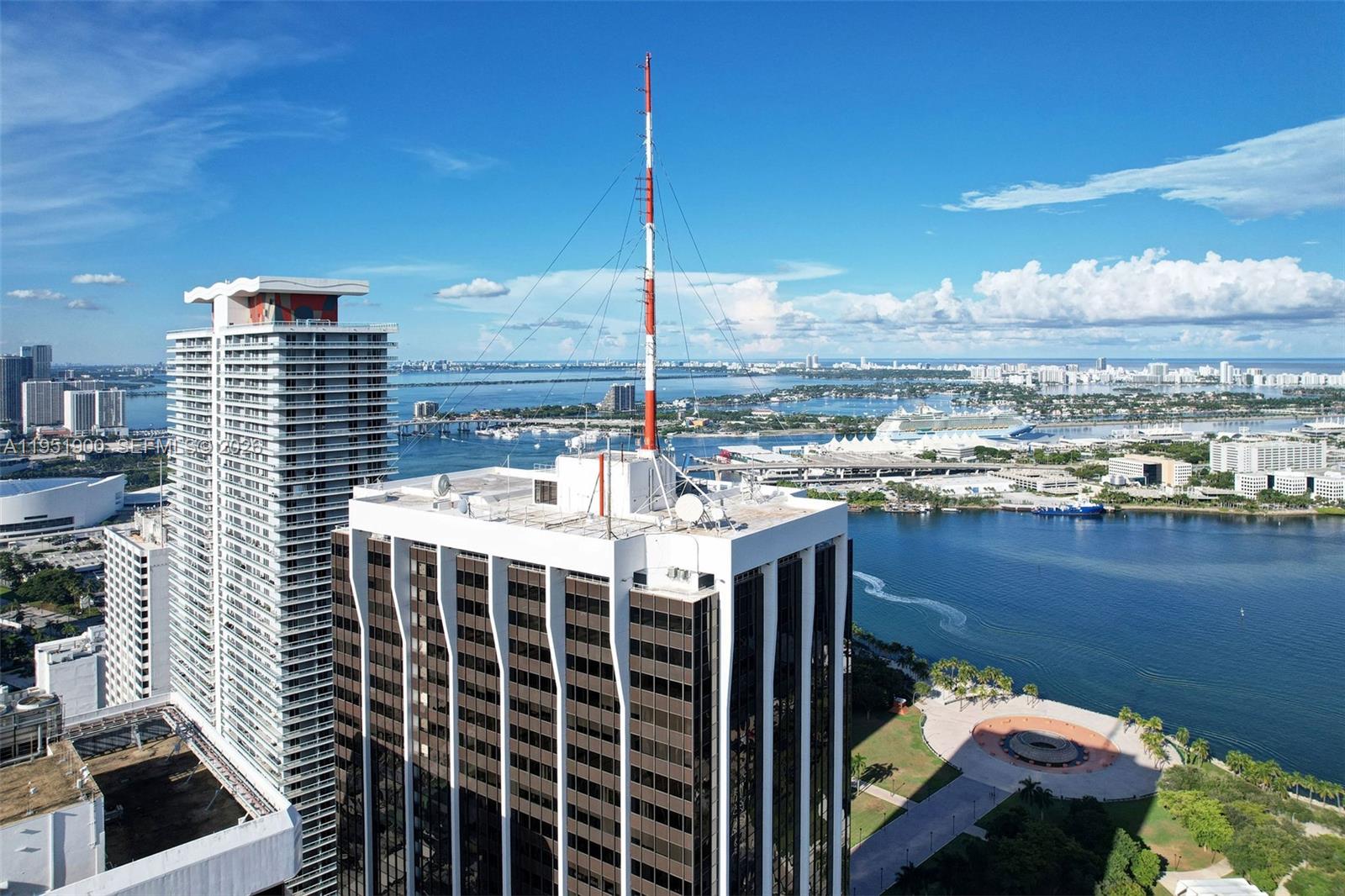50 BISCAYNE CONDO - Residential