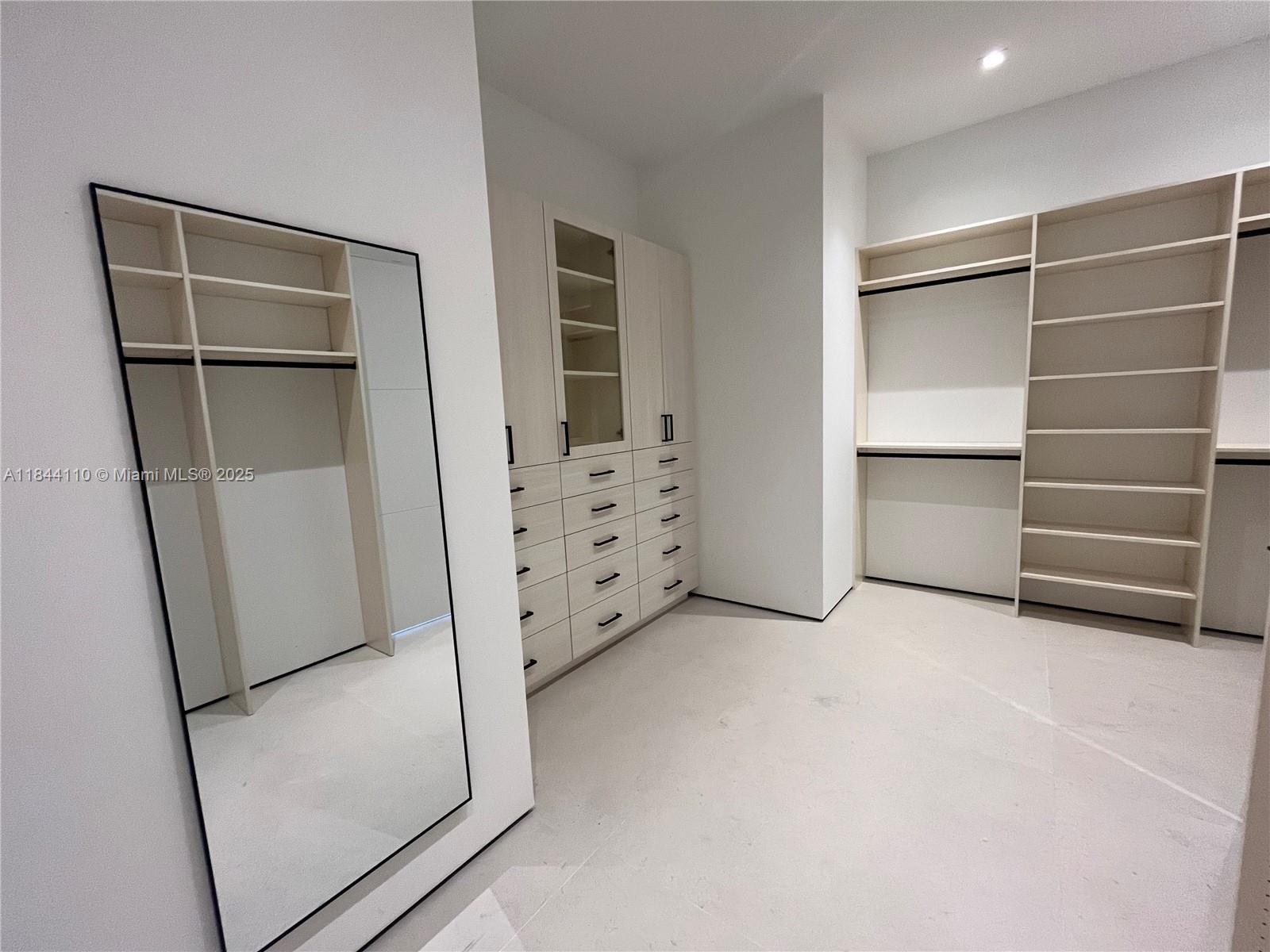 CORONADO HARBOR 2ND ADDN - Residential Lease