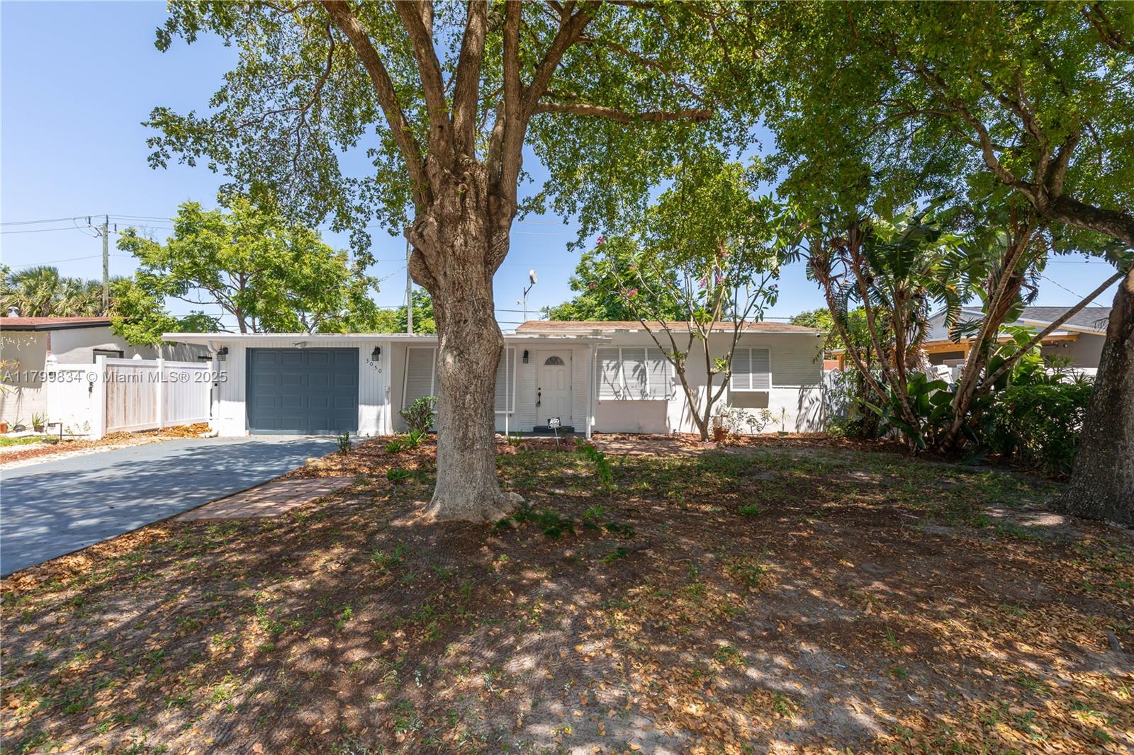 3050 NE 13th Ave