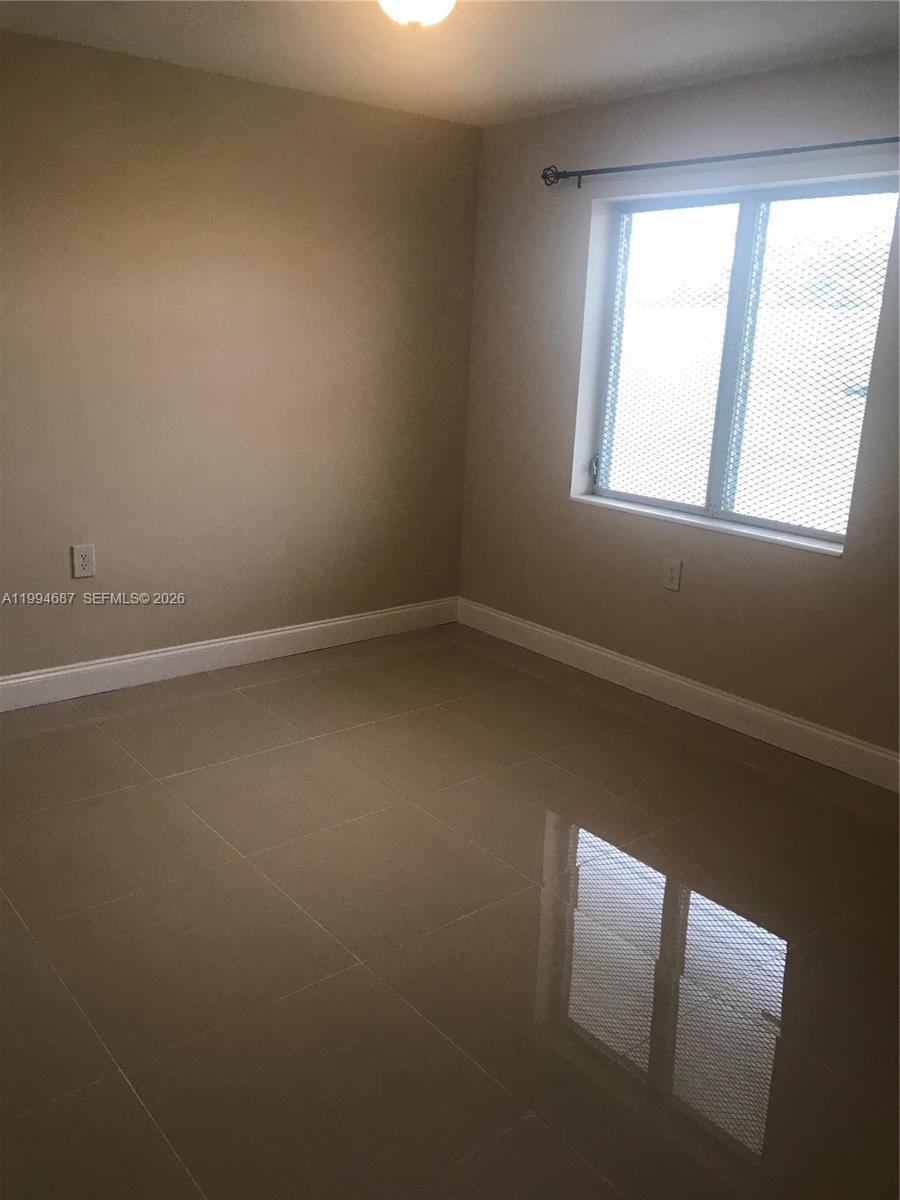 LIDO BAY - Residential Lease