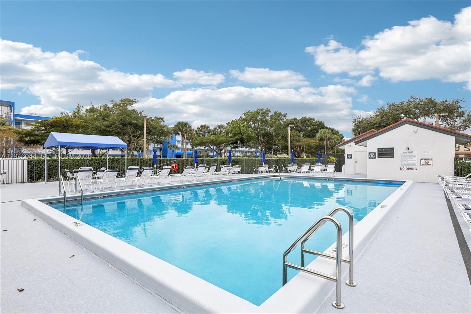 FAIRWAY CLUB CONDO - Residential