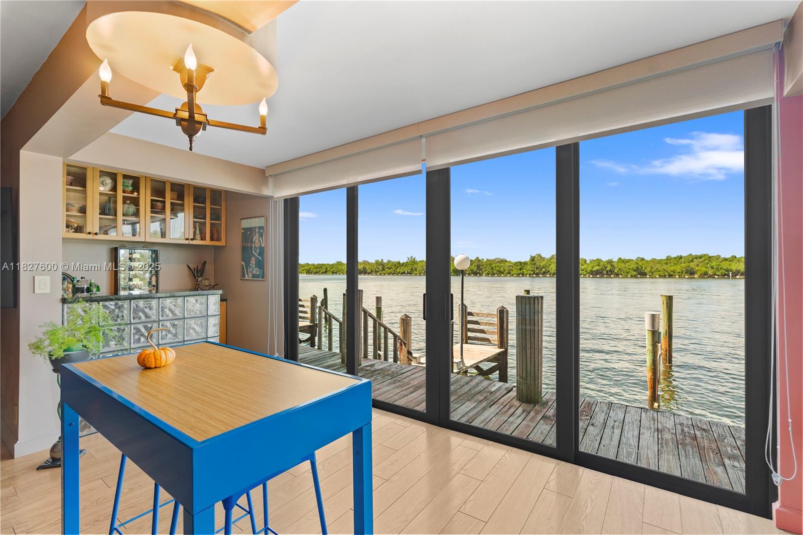 YACHT HARBOUR VILLAS CONDO - Residential