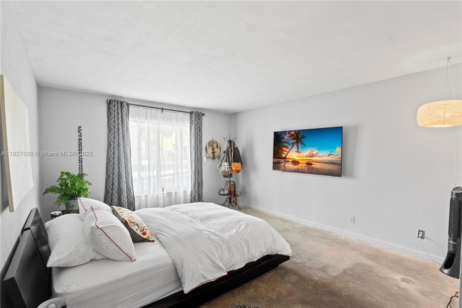 YACHT HARBOUR VILLAS CONDO - Residential