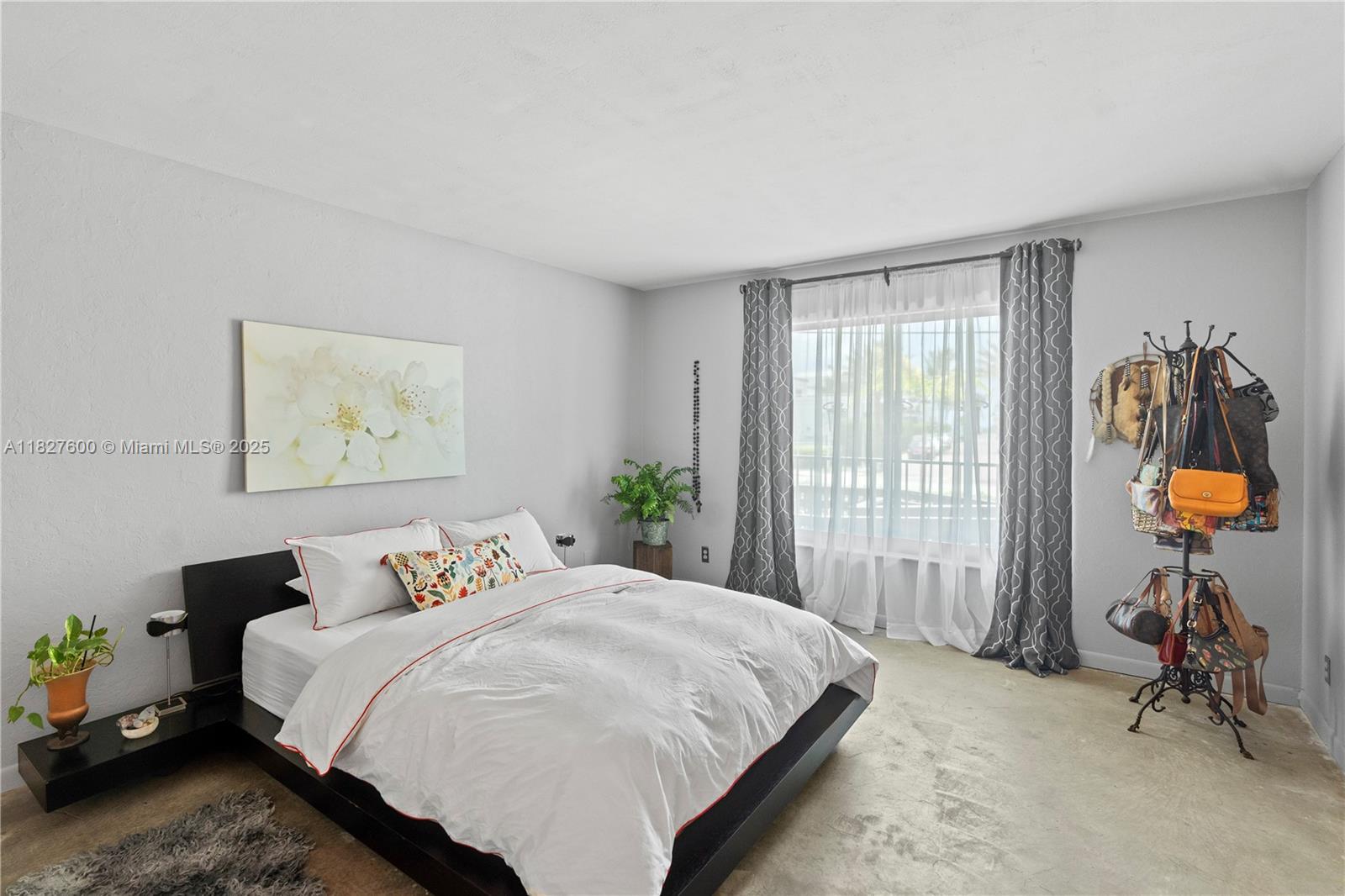 YACHT HARBOUR VILLAS CONDO - Residential