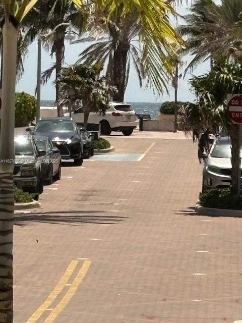 YACHT HARBOUR VILLAS CONDO - Residential