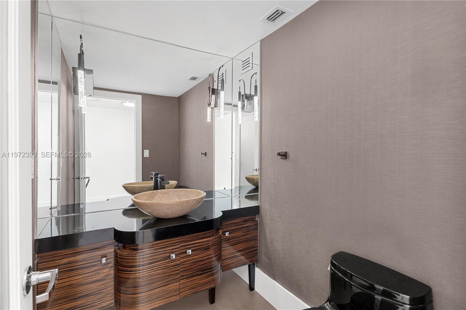 FIFTY SIX-SIXTY COLLINS A - Residential