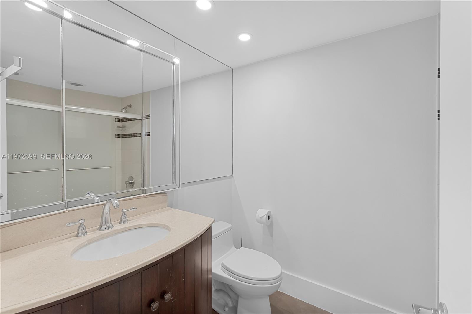 FIFTY SIX-SIXTY COLLINS A - Residential