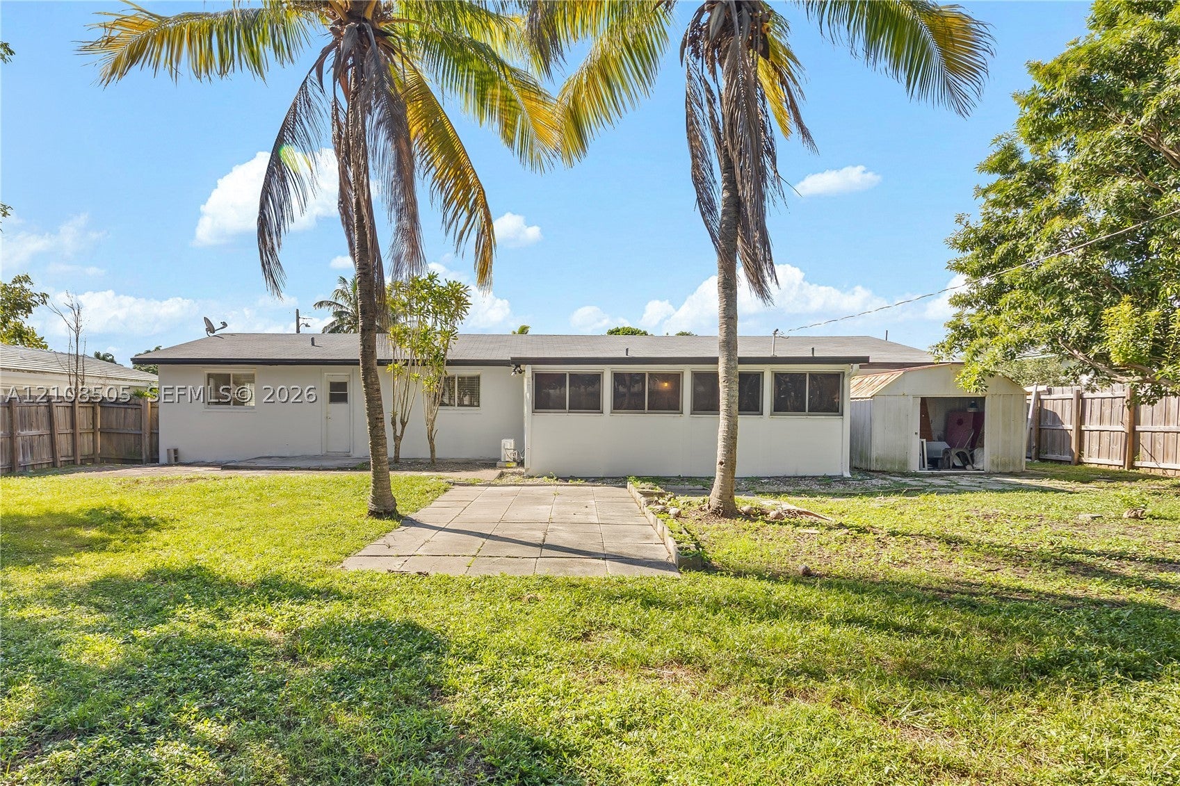 View photos, virtual tours, details... 227 SW 13th Ave