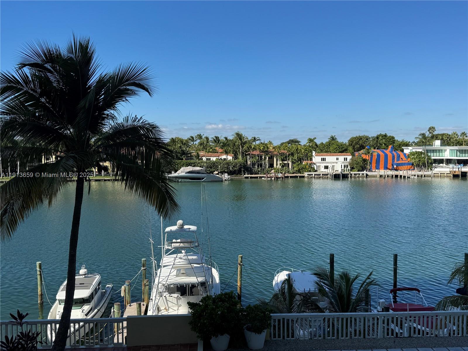 5600 CONDO - Residential Lease