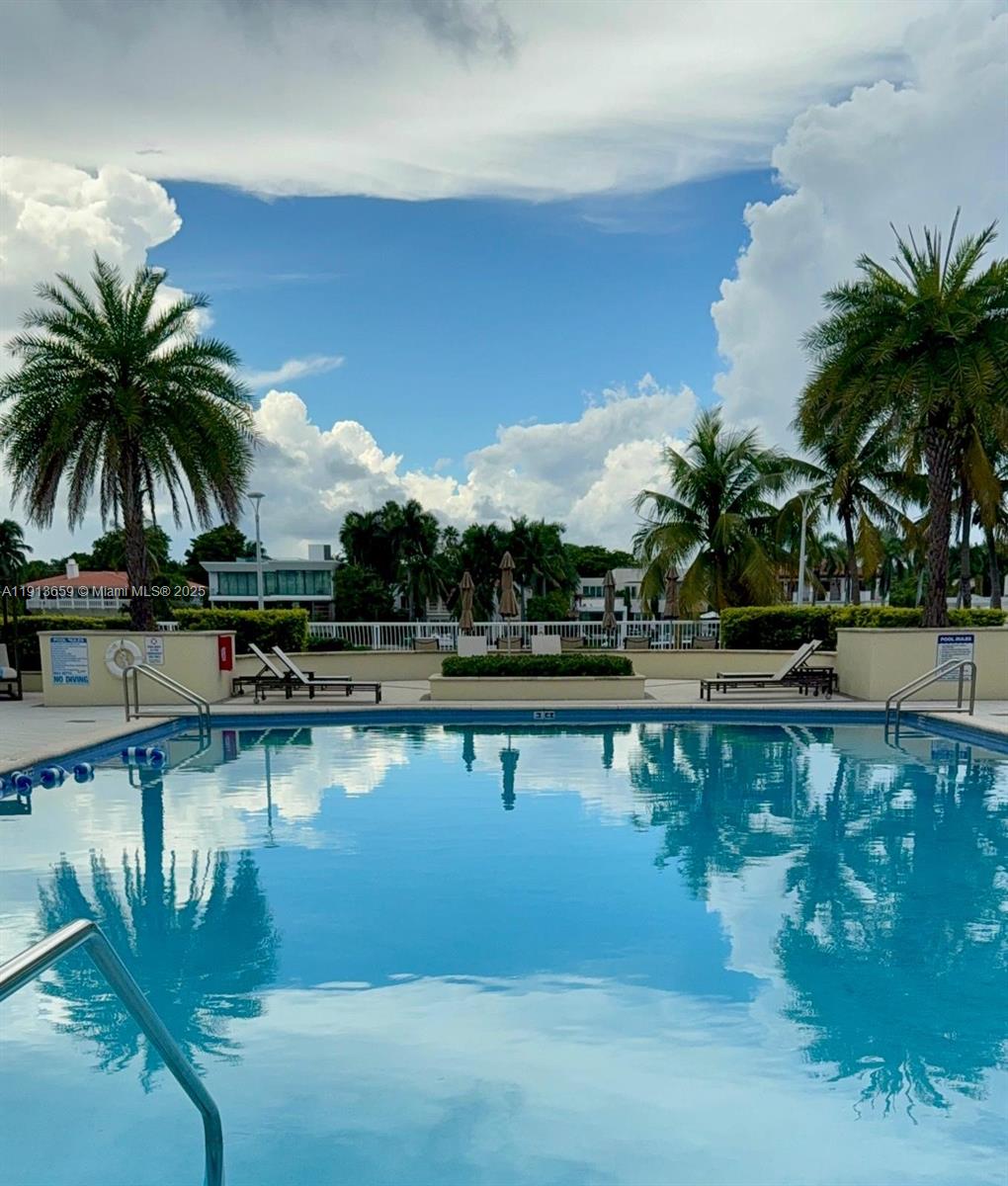 5600 CONDO - Residential Lease