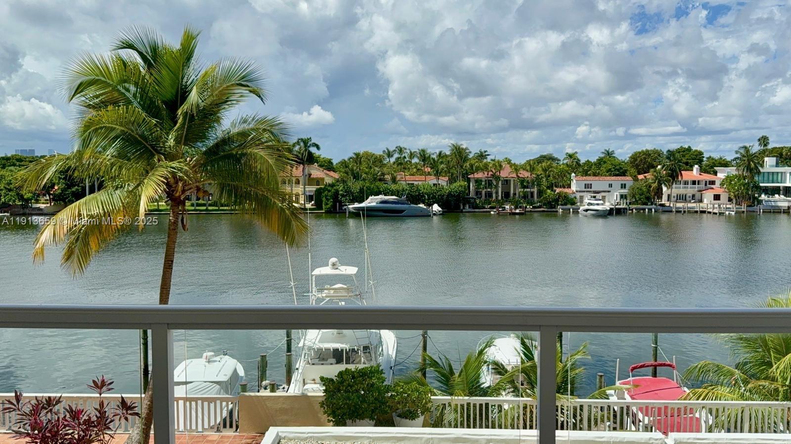 5600 CONDO - Residential Lease