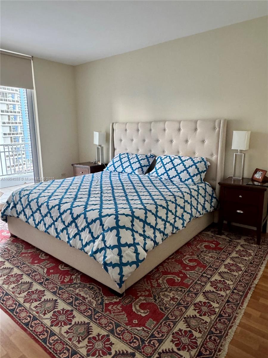 COURTS BRICKELL KEY CONDO - Residential Lease