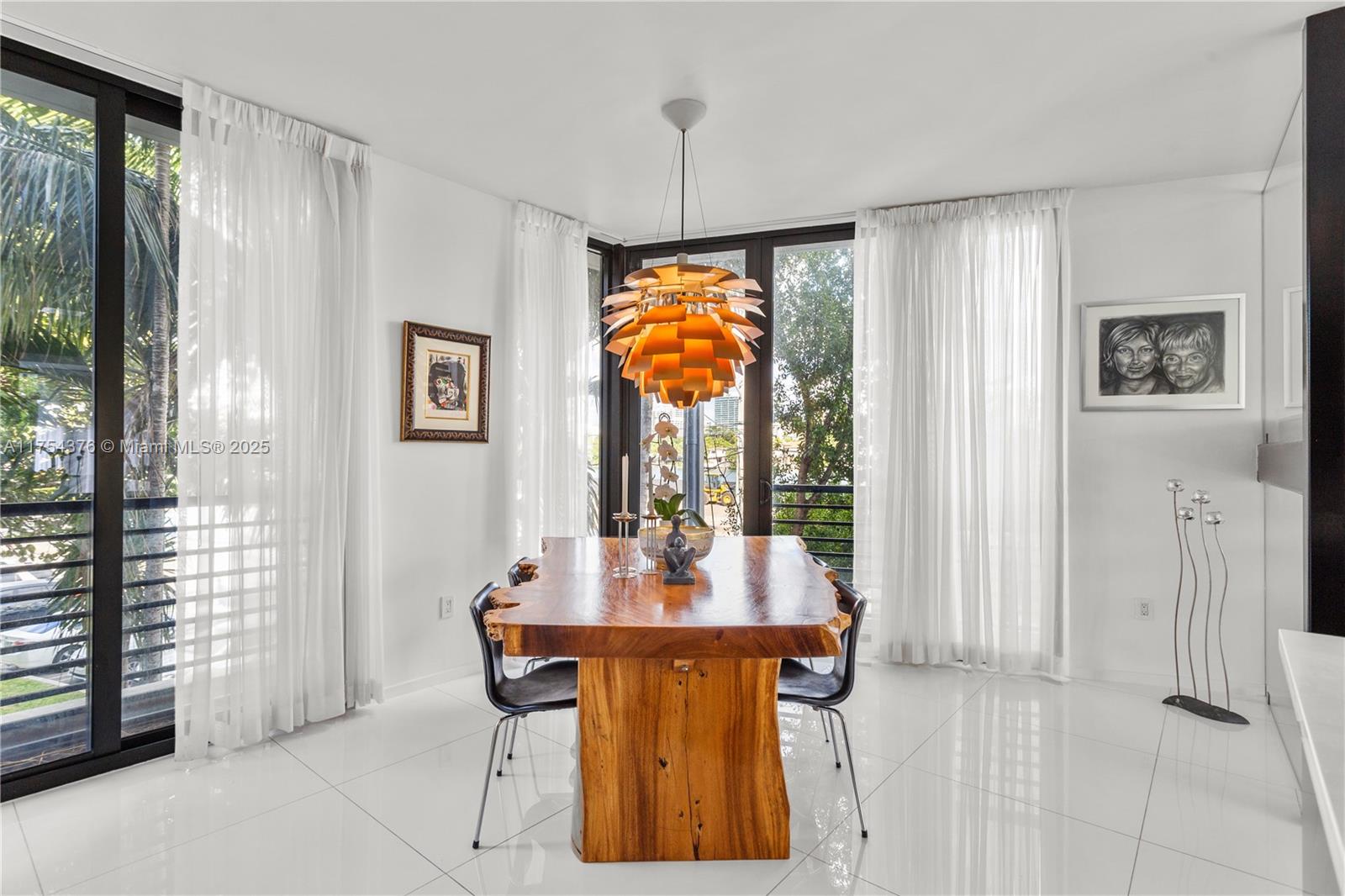 BAY HARBOUR ISLAND - Residential