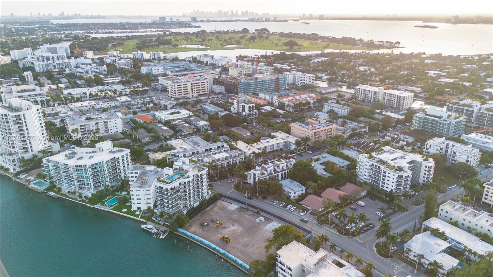 BAY HARBOUR ISLAND - Residential