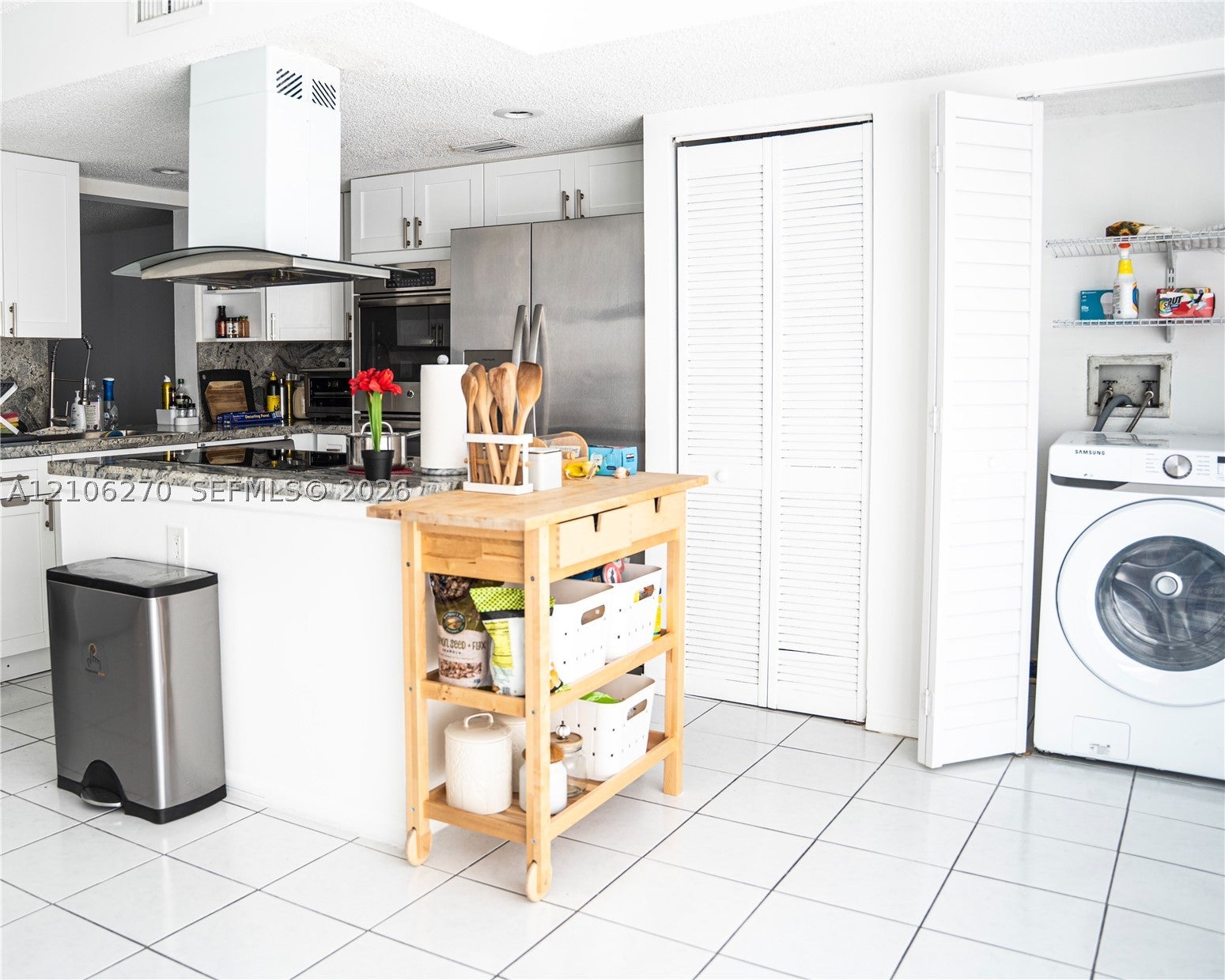 2410 NE 10th St 123