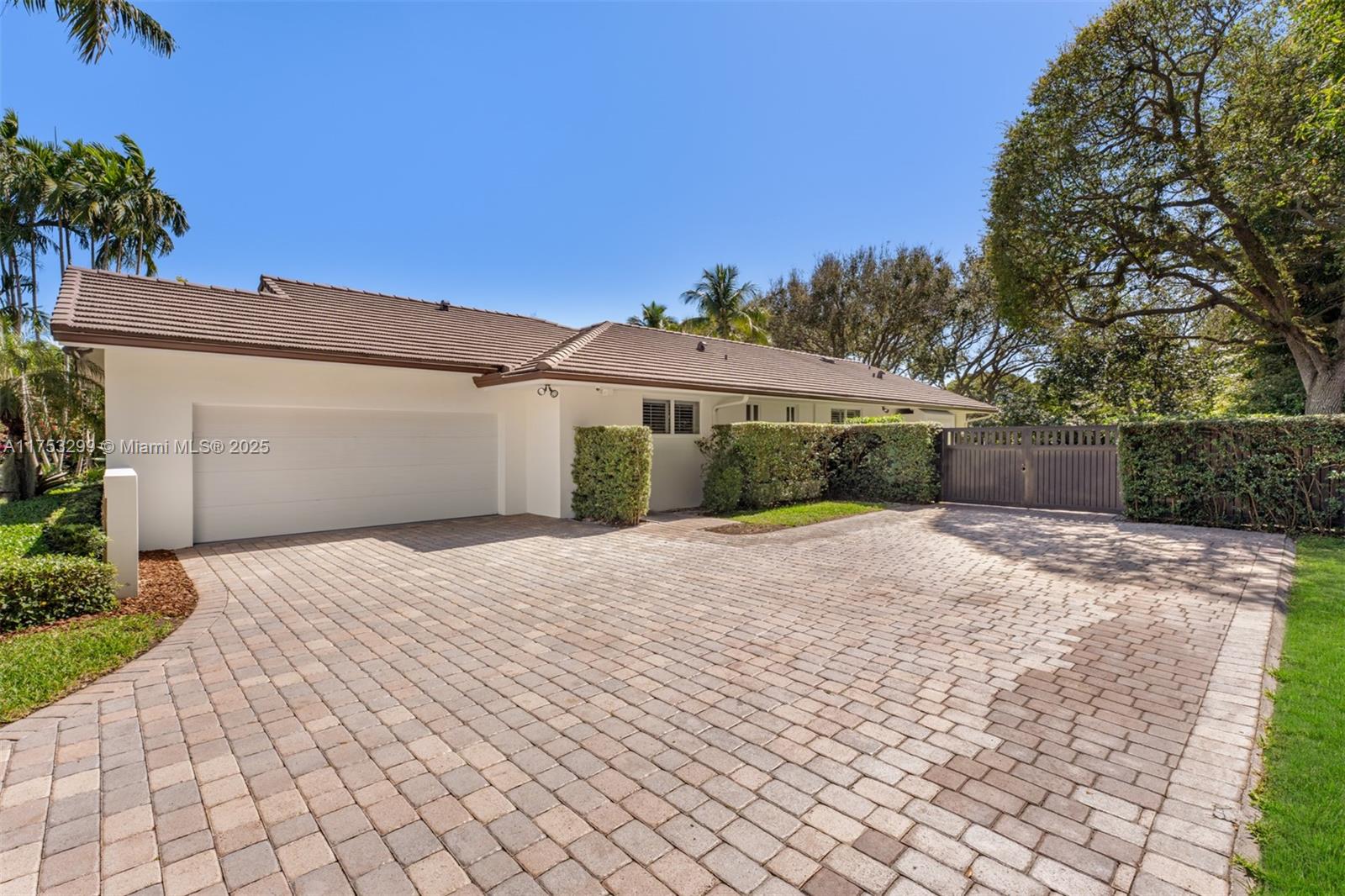 RIDGELINE ESTATES - Residential