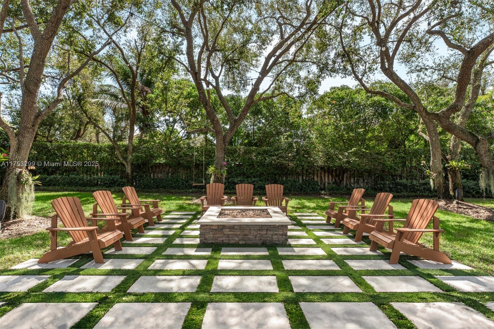 RIDGELINE ESTATES - Residential