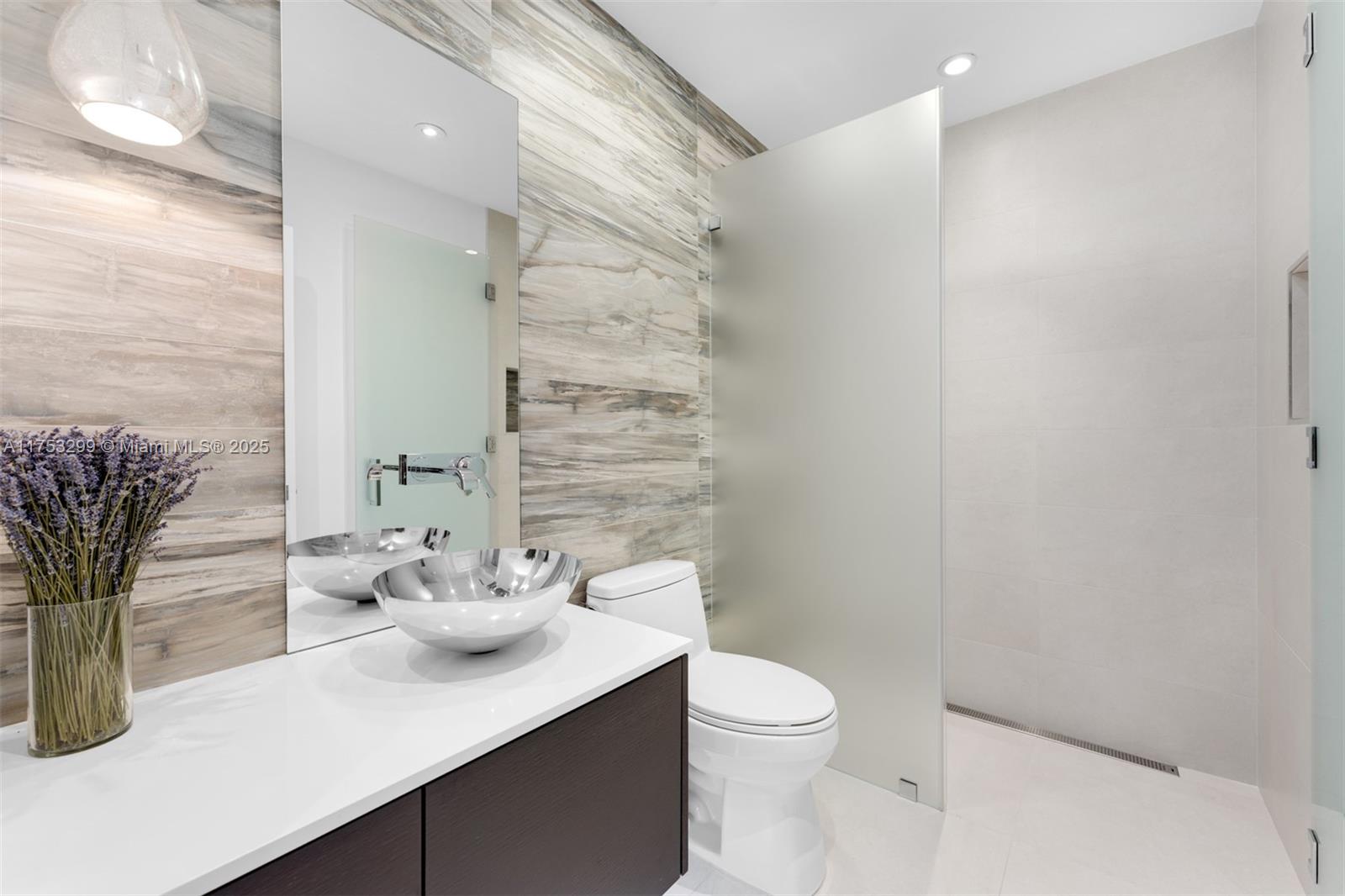 RIDGELINE ESTATES - Residential