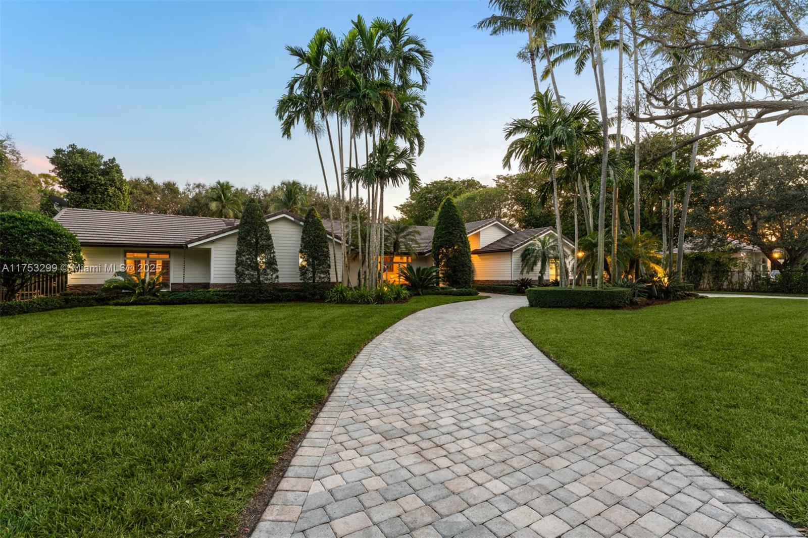 RIDGELINE ESTATES - Residential