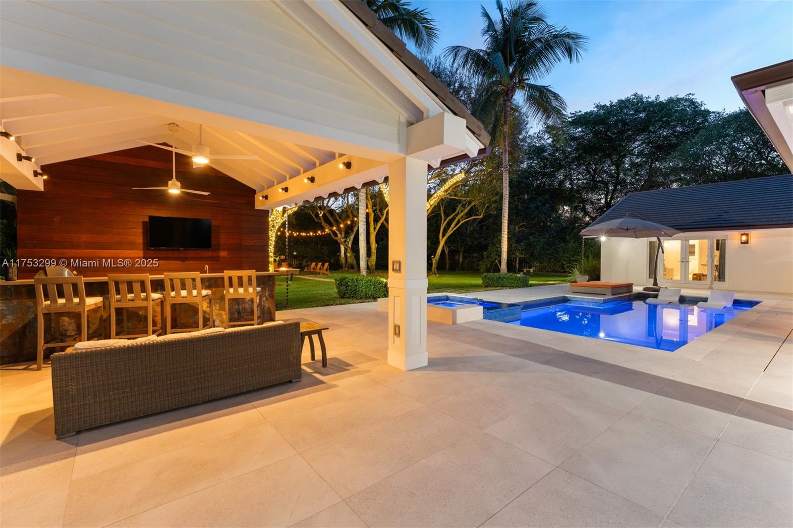 RIDGELINE ESTATES - Residential