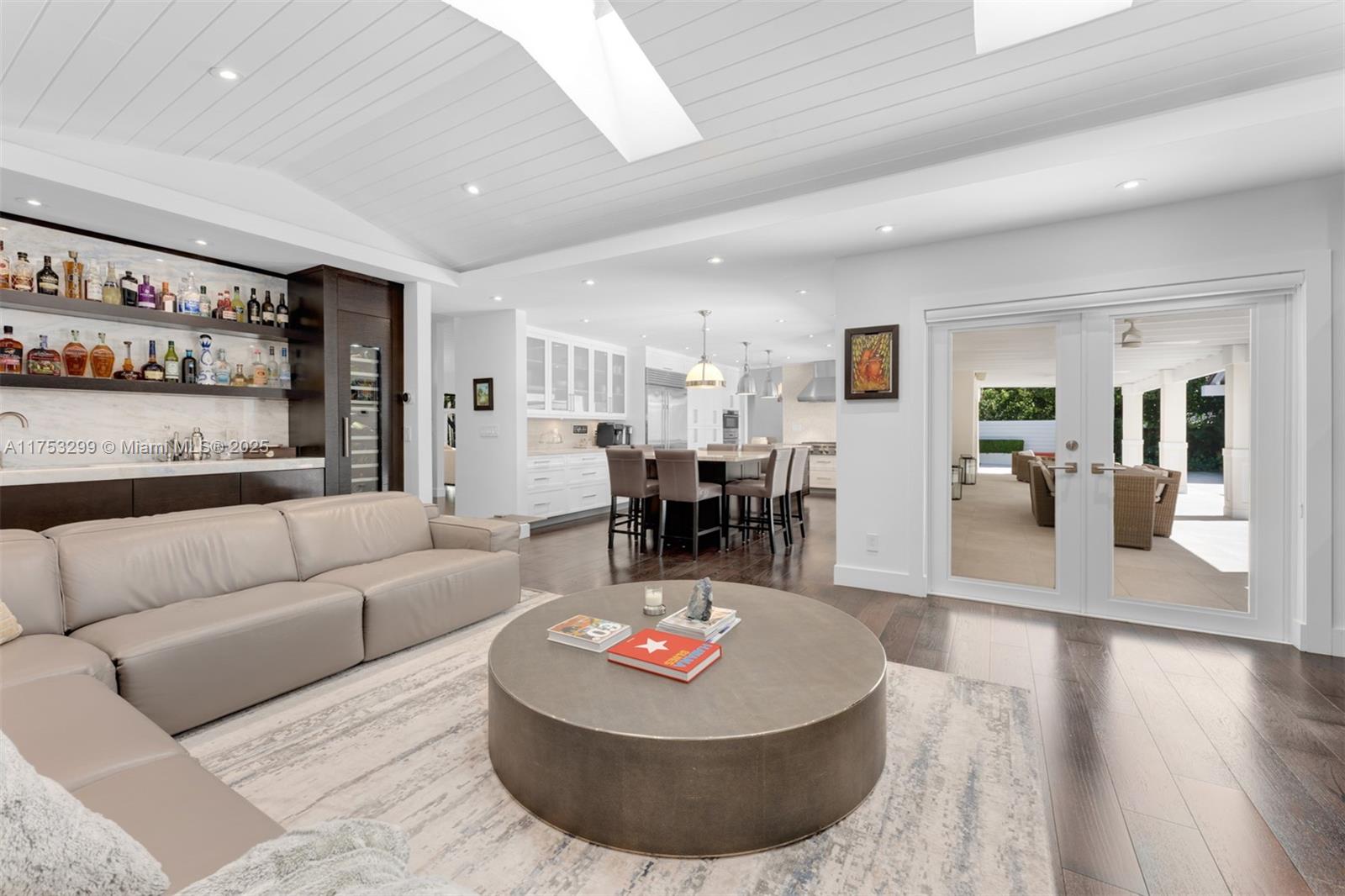 RIDGELINE ESTATES - Residential