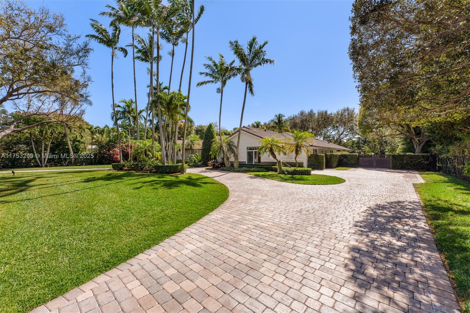 RIDGELINE ESTATES - Residential