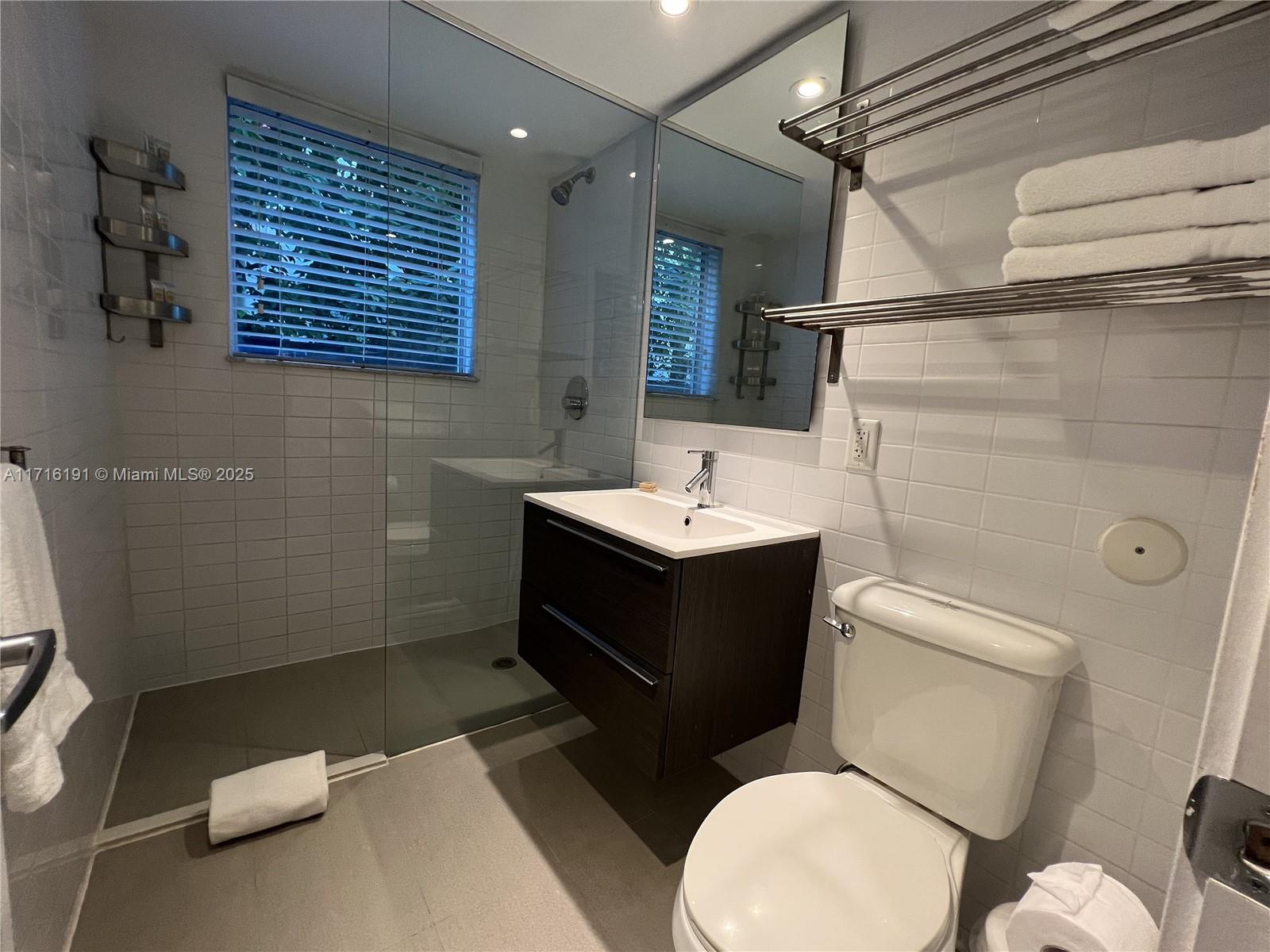 1818 MERIDIAN HOUSE CONDO - Residential