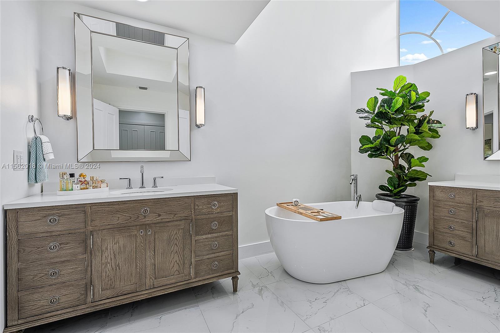 Admirals Cove - Residential