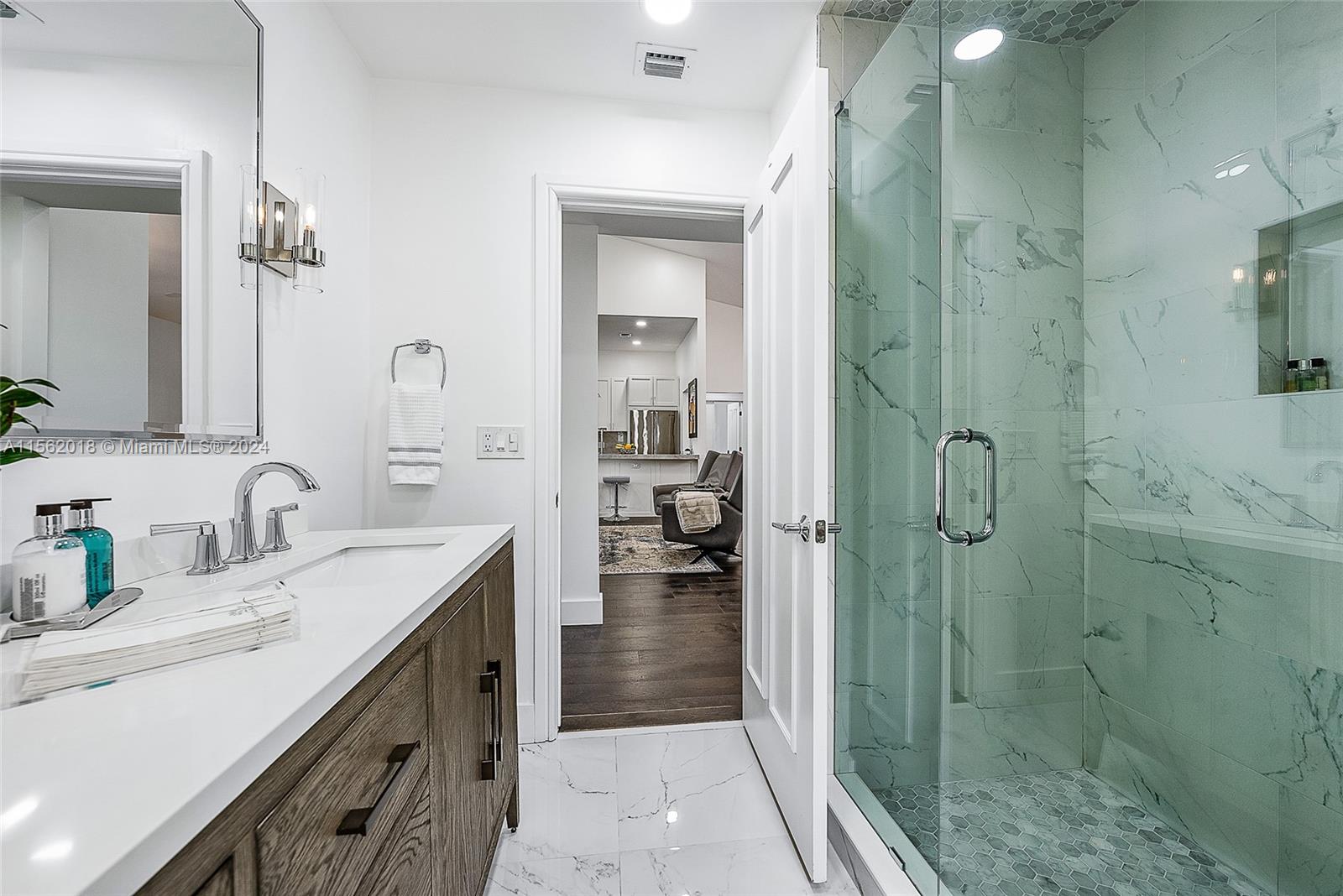 Admirals Cove - Residential